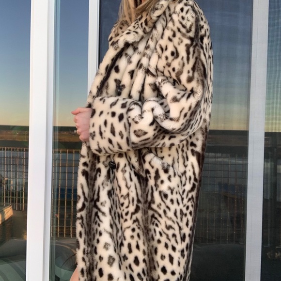 Vintage Leopard Faux Fur Teddy Oversized Jacket - Picture 11 of 16